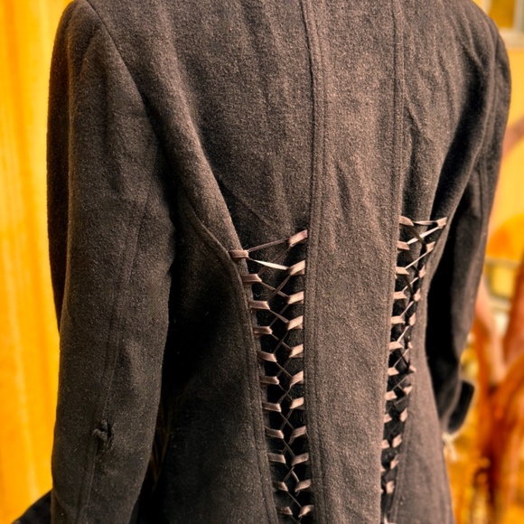 Express Wool Jacket - Picture 3 of 10